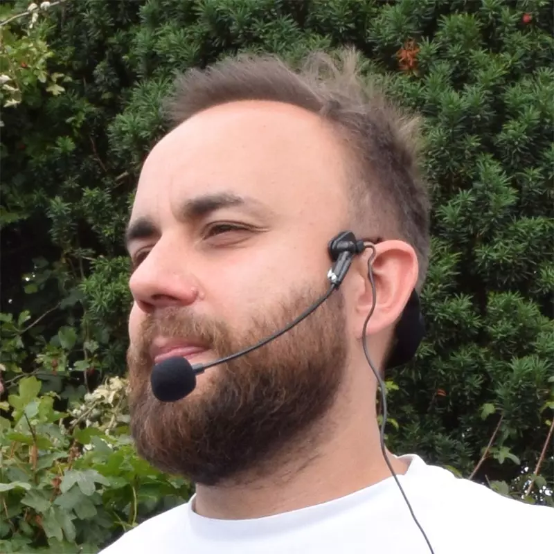 ADASTRA H25B HANDHELD PA SYSTEM NECKBAND VHF MIC BT - Image 8