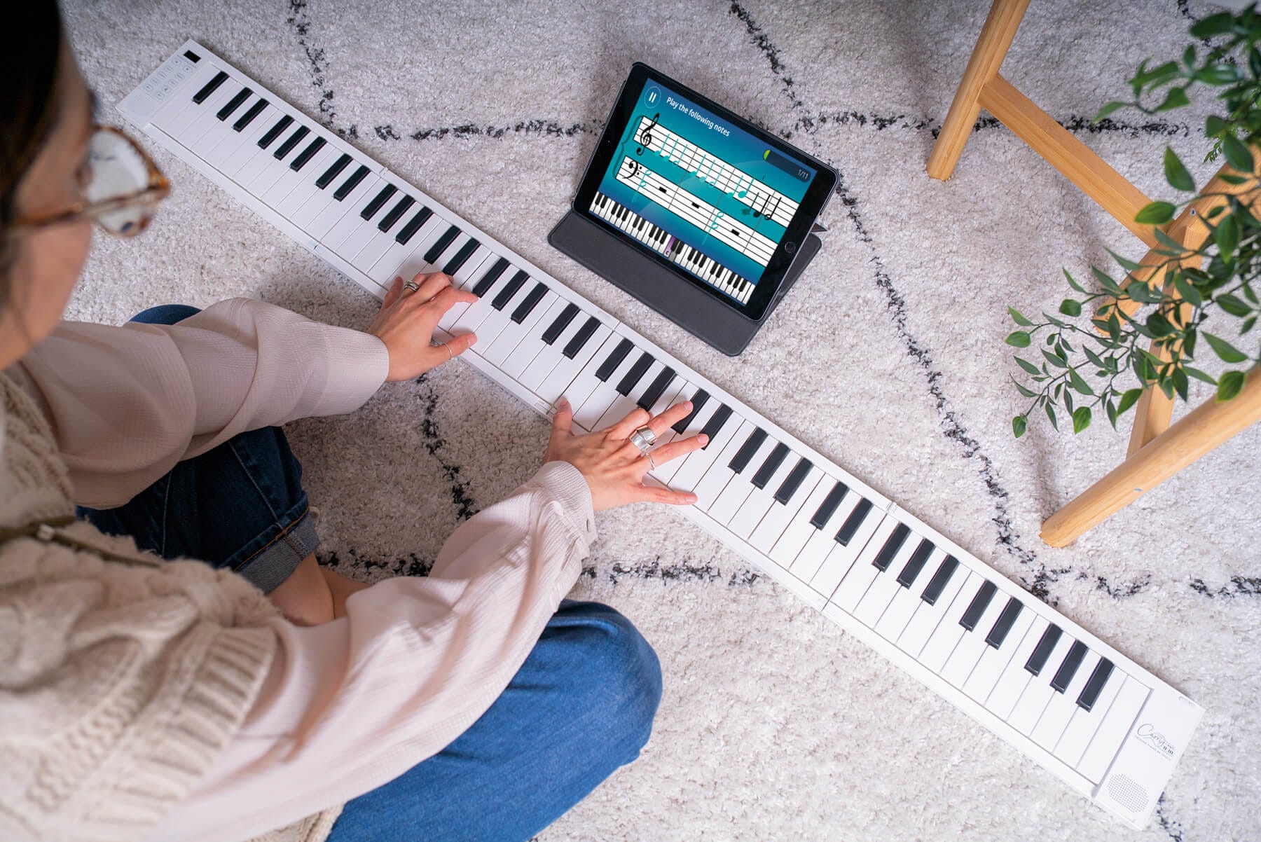 CARRY-ON-FP88T-WT 88-Key Folding Touch Piano (White) - Image 4