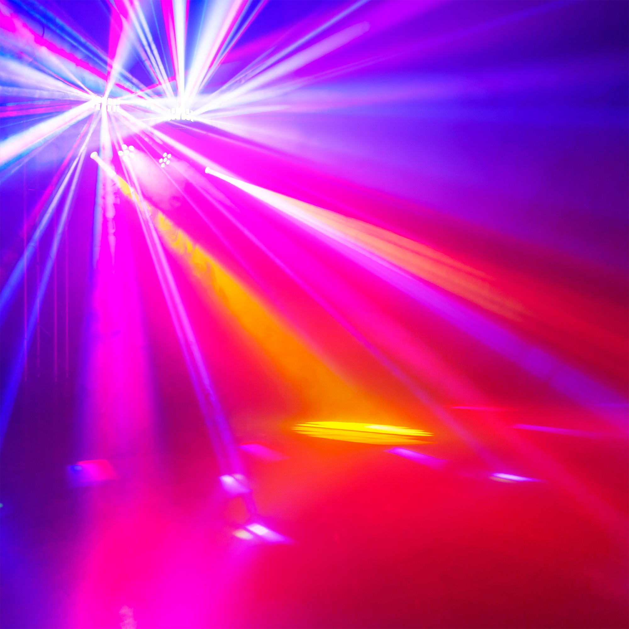 BEAMZ SHOWBAR GO GLOW WITH 2x MOVING HEAD 2x DERBY 2x PAR AND STROBE 2x 30W 2x 4x 10W 4x 3W 2x 6x 2W RGBW - Image 15