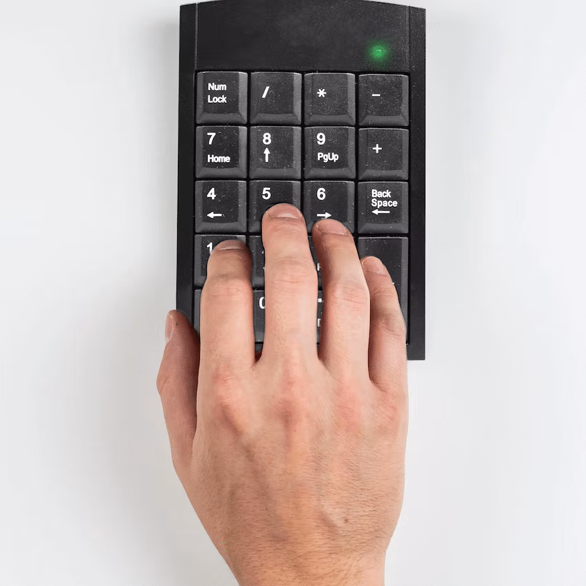 Volkano Numeric Series USB Numeric Keypad - Black - Image 3
