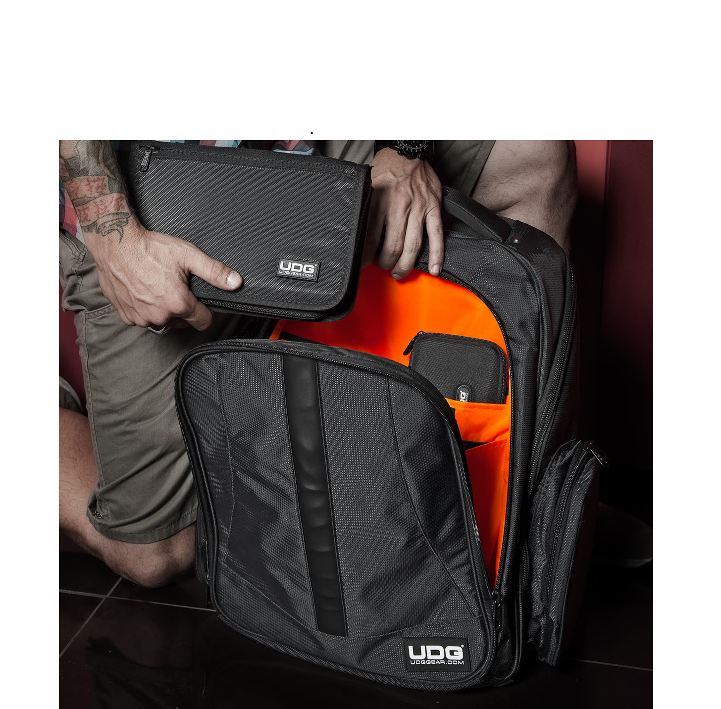 UDG Ultimate Backpack Black Orange Inside: U9102BL/OR - Image 7