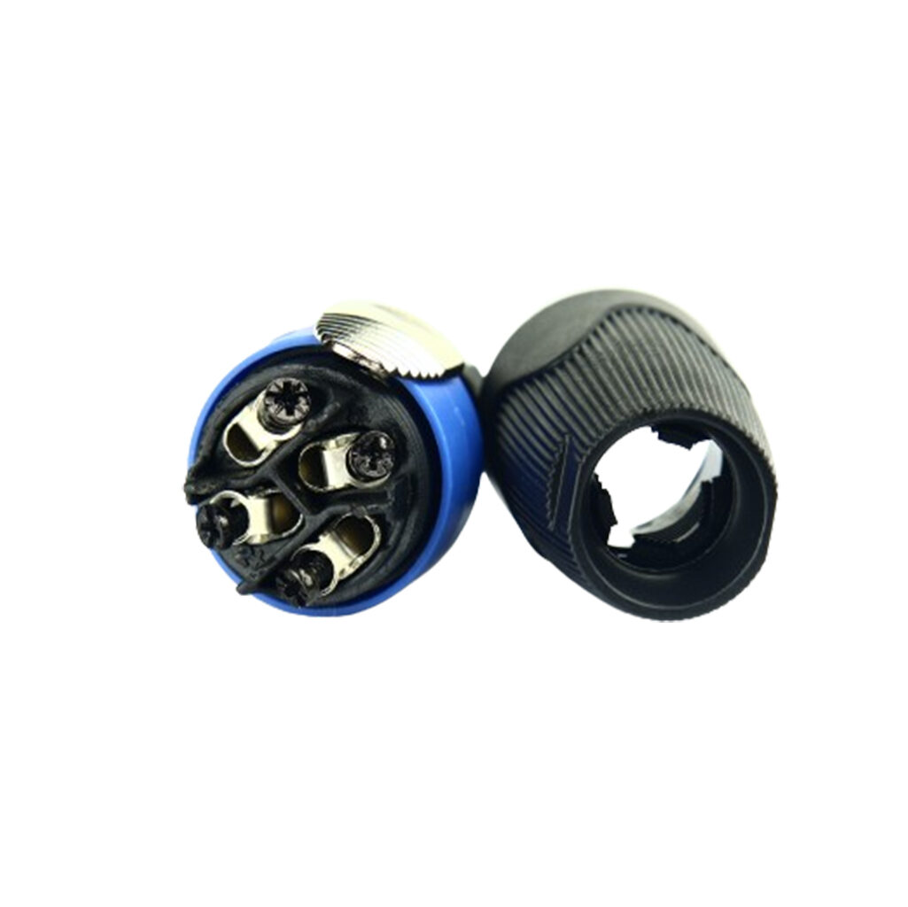 Tecnix Neutrik Lockable 4-pole speak-ON Connector - Image 4