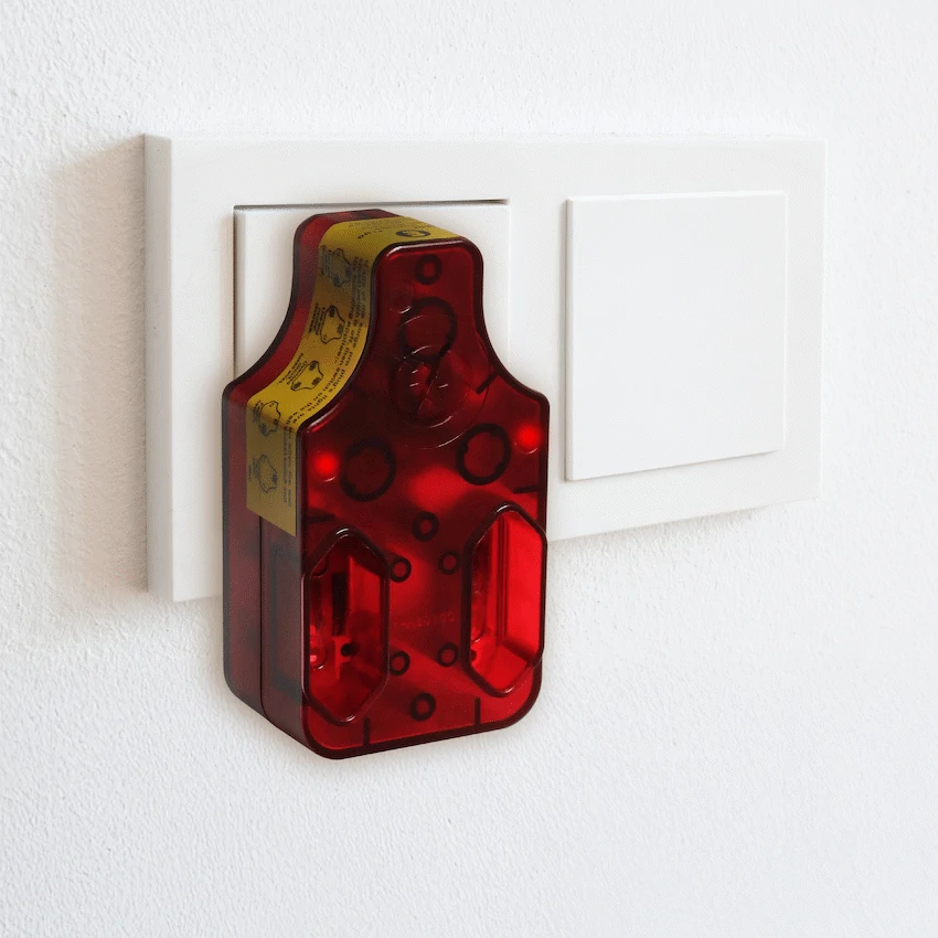 Ellies High Surge Adaptor 2 x 5A Euro Sockets - Image 5