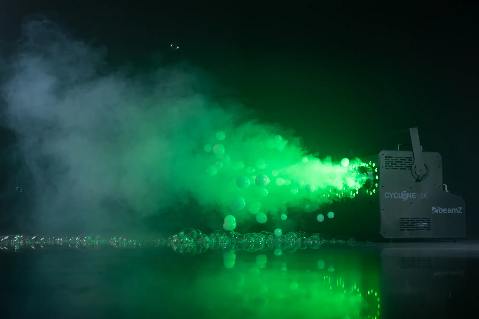 BEAMZ CYCLONE400 FOG BUBBLE MACHINE RGBW - Image 15