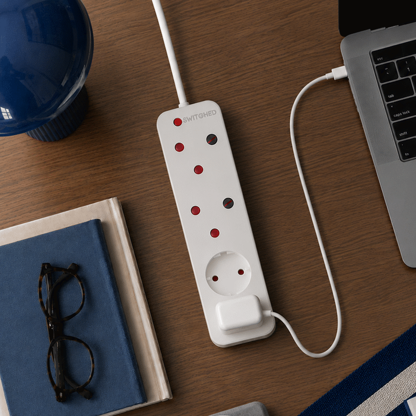 Switched High Surge 4-Way Multiplug 5m 1140J - Image 8