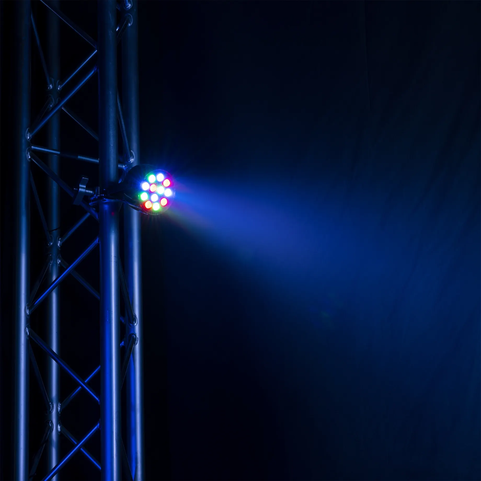 FUZZIX PLF12 LED FLAT PAR 12x 2W RGB - Image 10